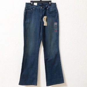 Levi’s Bold Curve/Classic/Boot Cut size 30/10